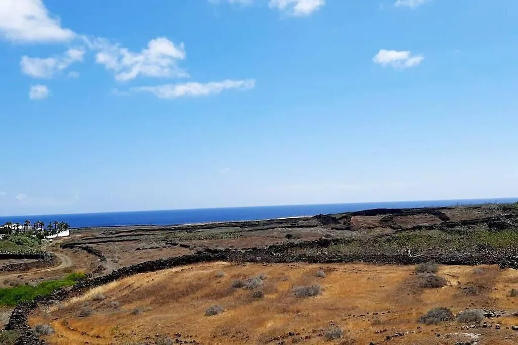 Apartamento en Mala con vista al mar