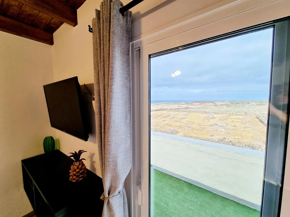 Apartamento en Mala con vista al mar España