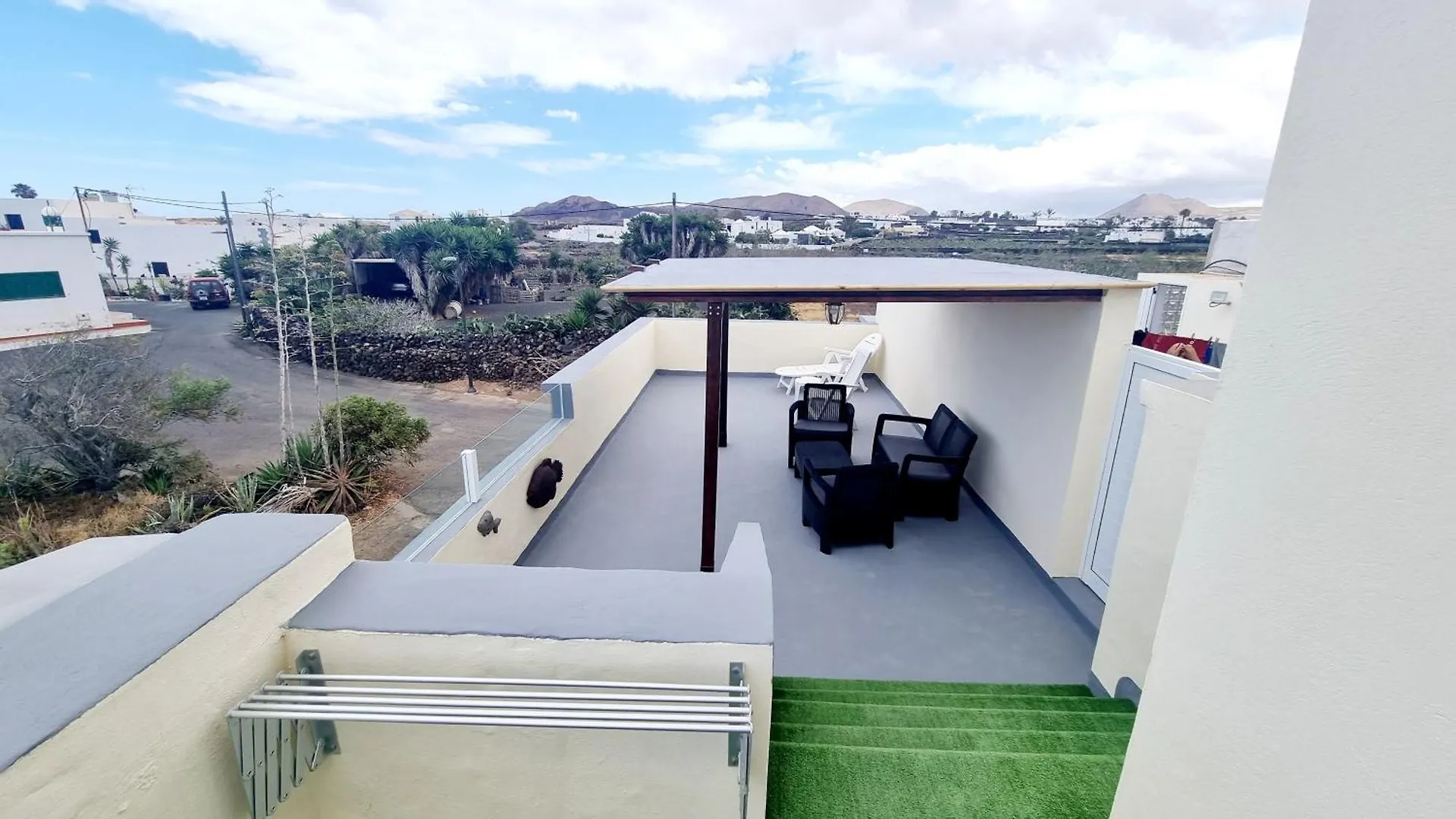 Apartamento en Mala con vista al mar 0*,  España